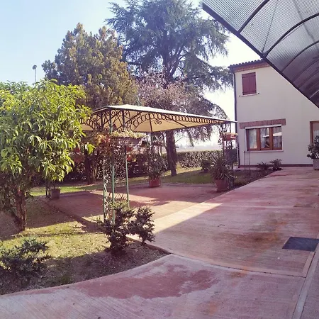 Le Colonie Hotel