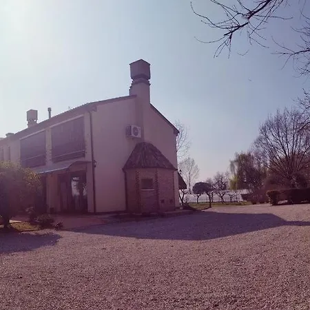 Le Colonie Hotel *